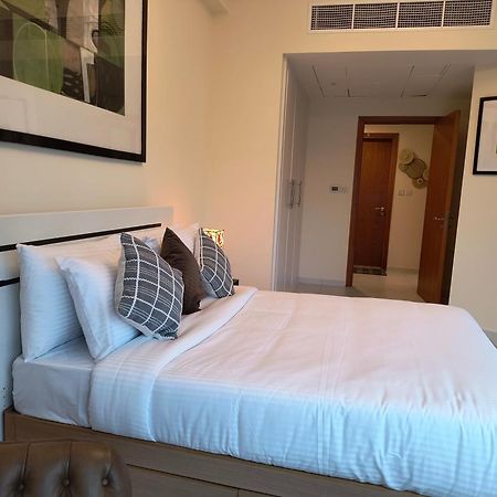 Trinity Holiday Homes - Sheikh Zayed Road Near To Financial Center Metro Station Dubai Luaran gambar