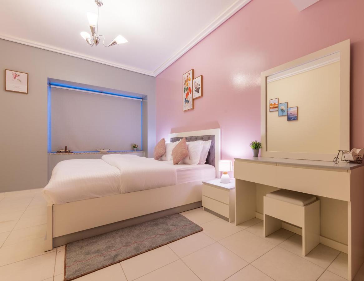 Trinity Holiday Homes - Sheikh Zayed Road Near To Financial Center Metro Station Dubai Luaran gambar
