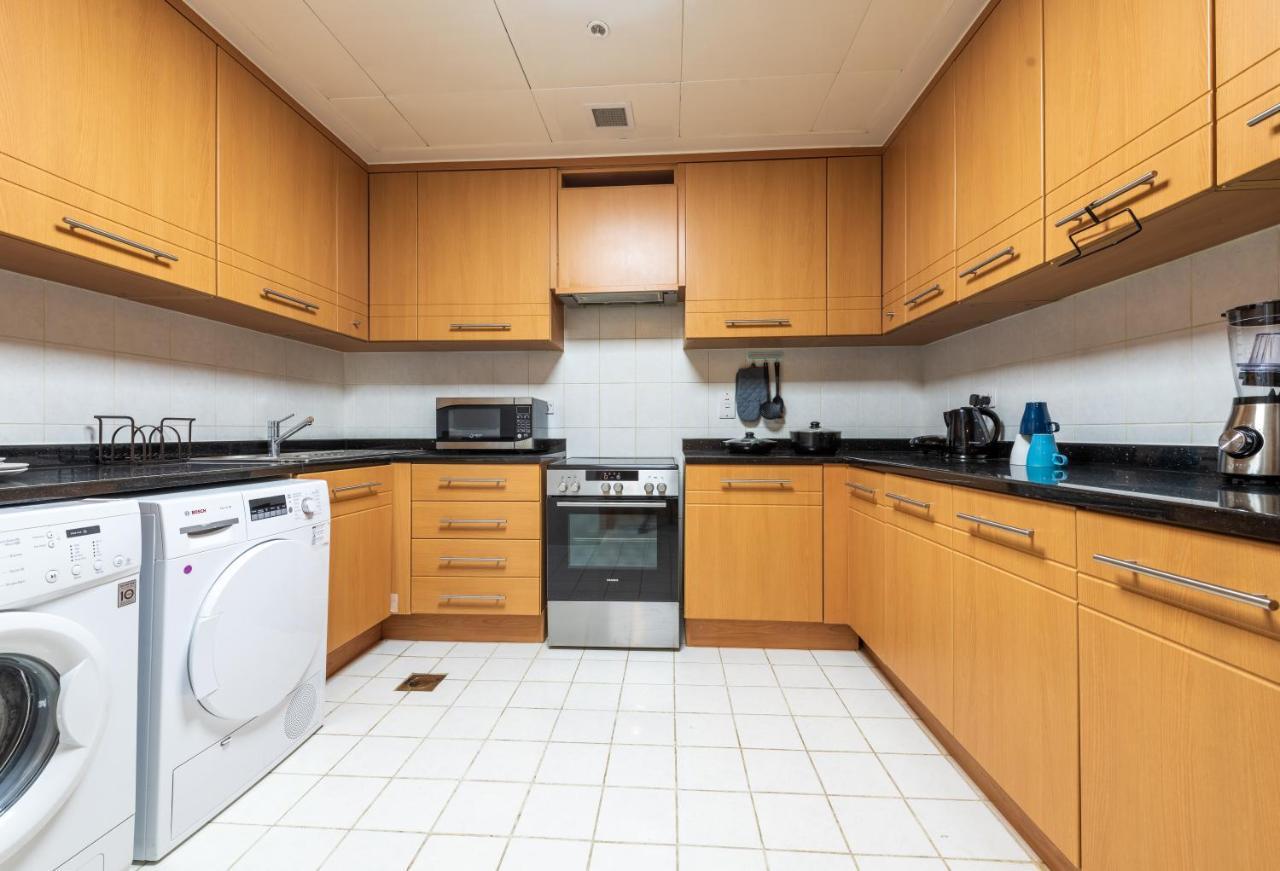 Trinity Holiday Homes - Sheikh Zayed Road Near To Financial Center Metro Station Dubai Luaran gambar