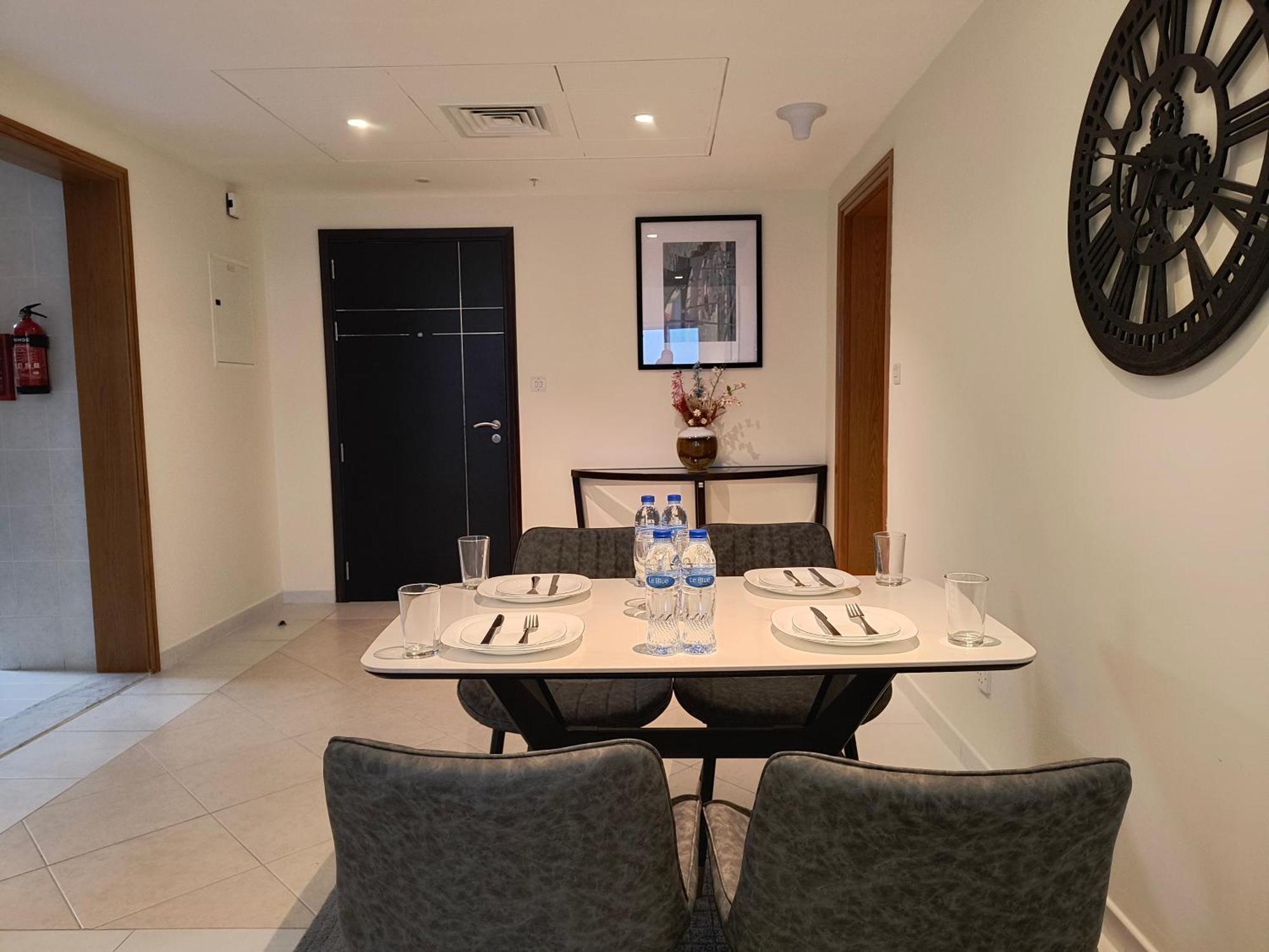 Trinity Holiday Homes - Sheikh Zayed Road Near To Financial Center Metro Station Dubai Luaran gambar