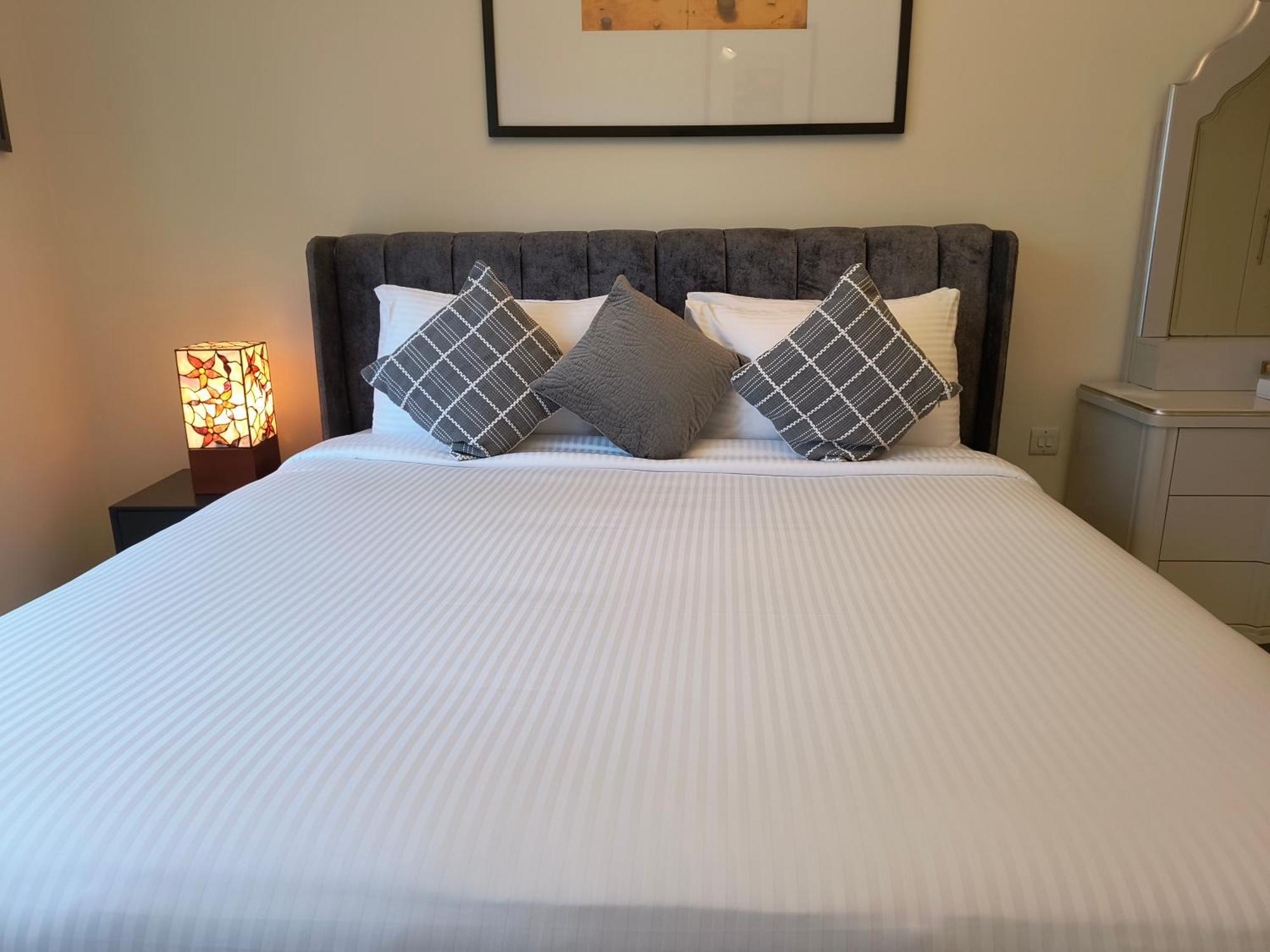 Trinity Holiday Homes - Sheikh Zayed Road Near To Financial Center Metro Station Dubai Luaran gambar