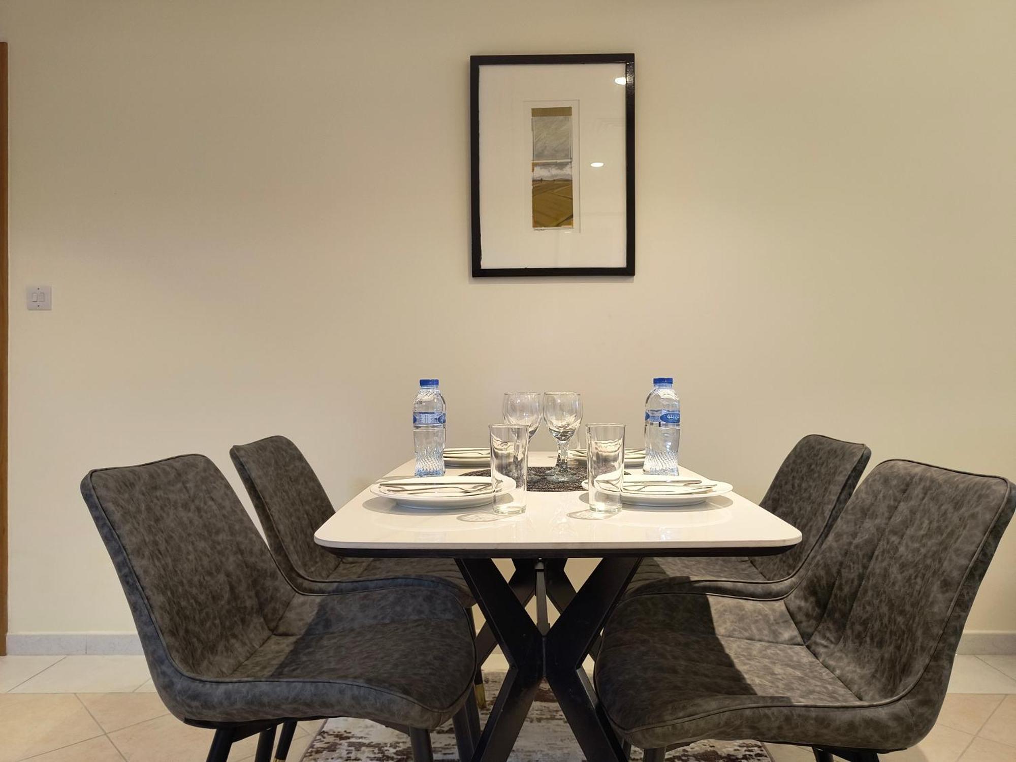 Trinity Holiday Homes - Sheikh Zayed Road Near To Financial Center Metro Station Dubai Luaran gambar