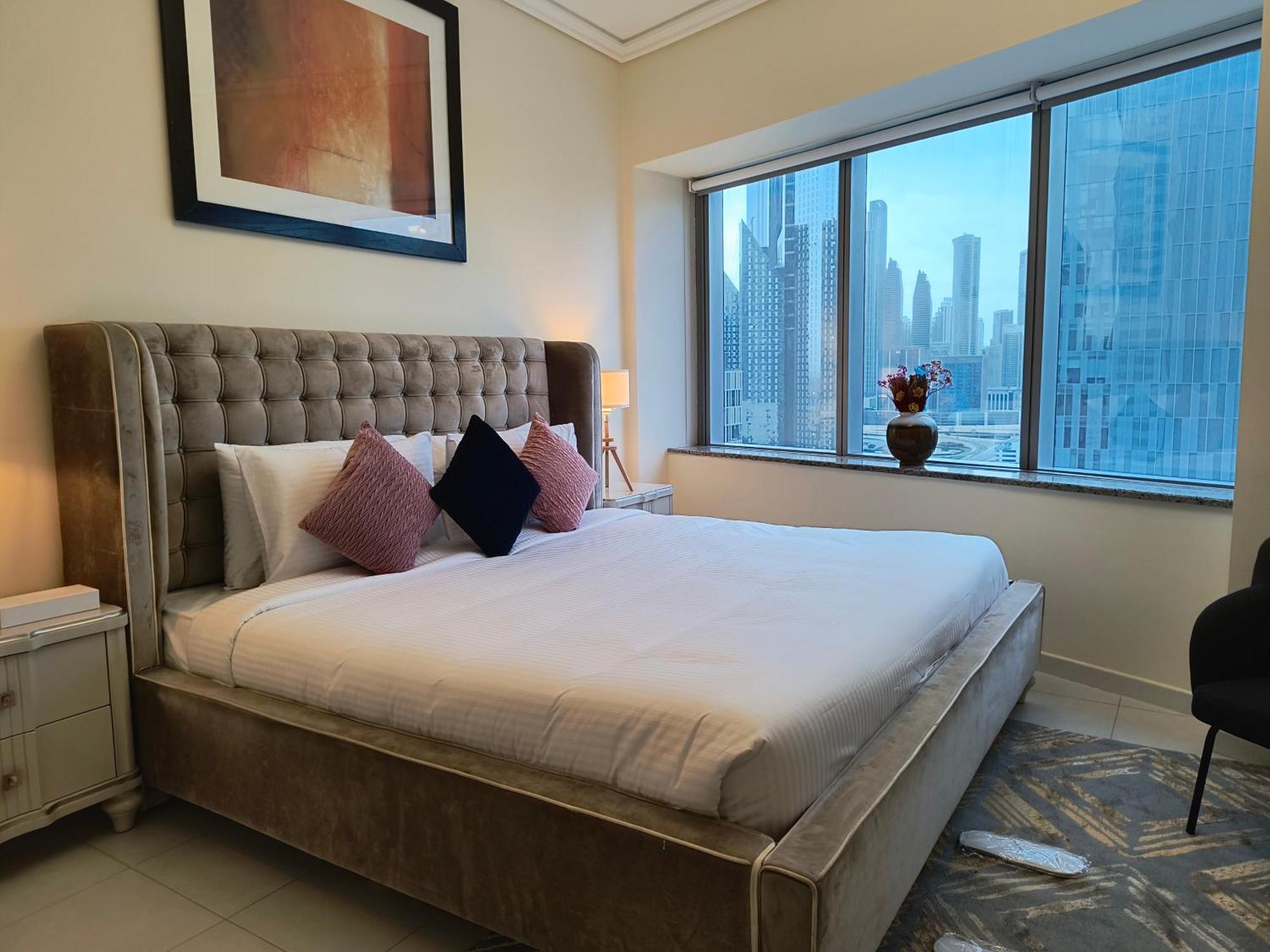 Trinity Holiday Homes - Sheikh Zayed Road Near To Financial Center Metro Station Dubai Luaran gambar