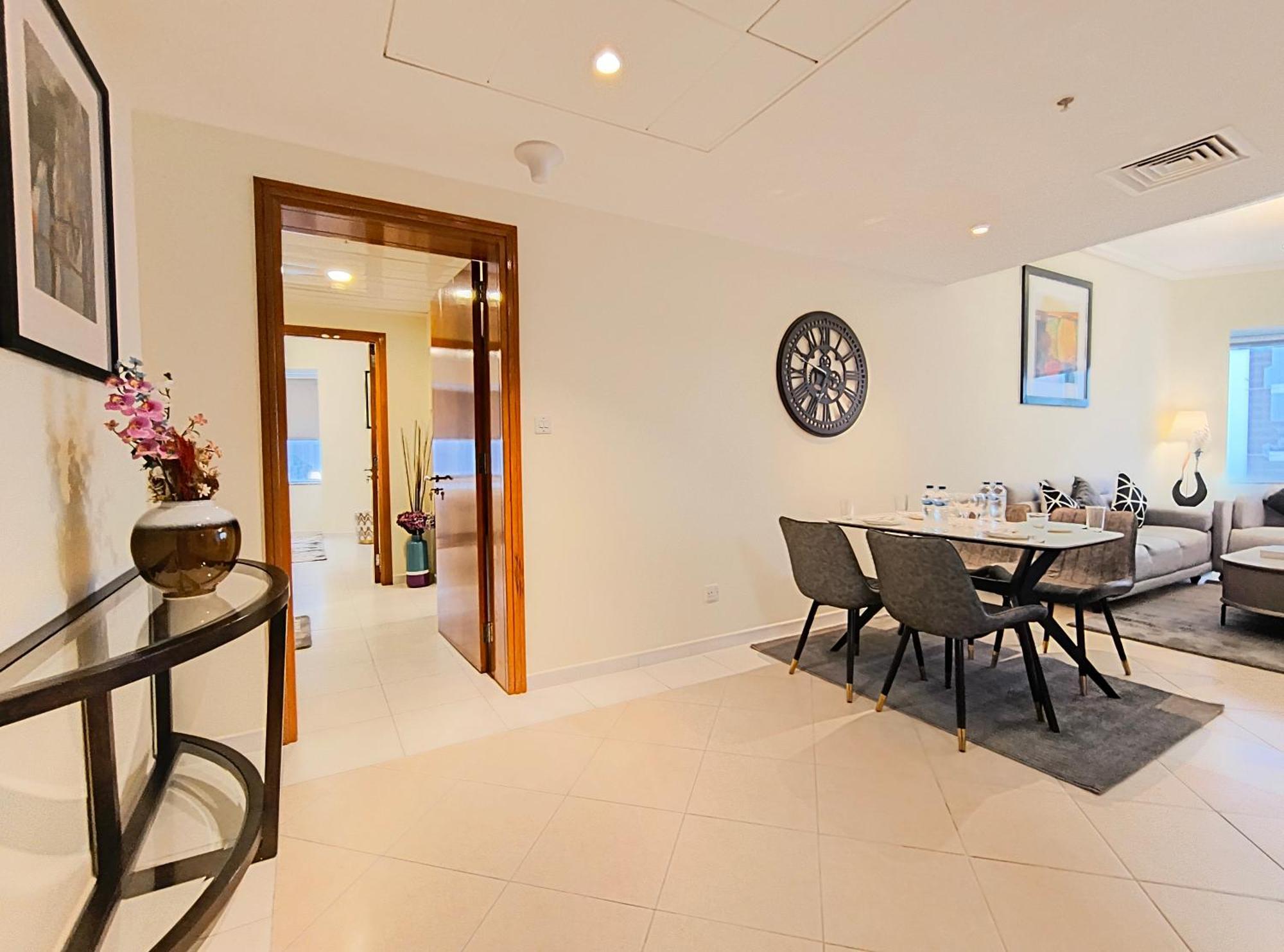 Trinity Holiday Homes - Sheikh Zayed Road Near To Financial Center Metro Station Dubai Luaran gambar