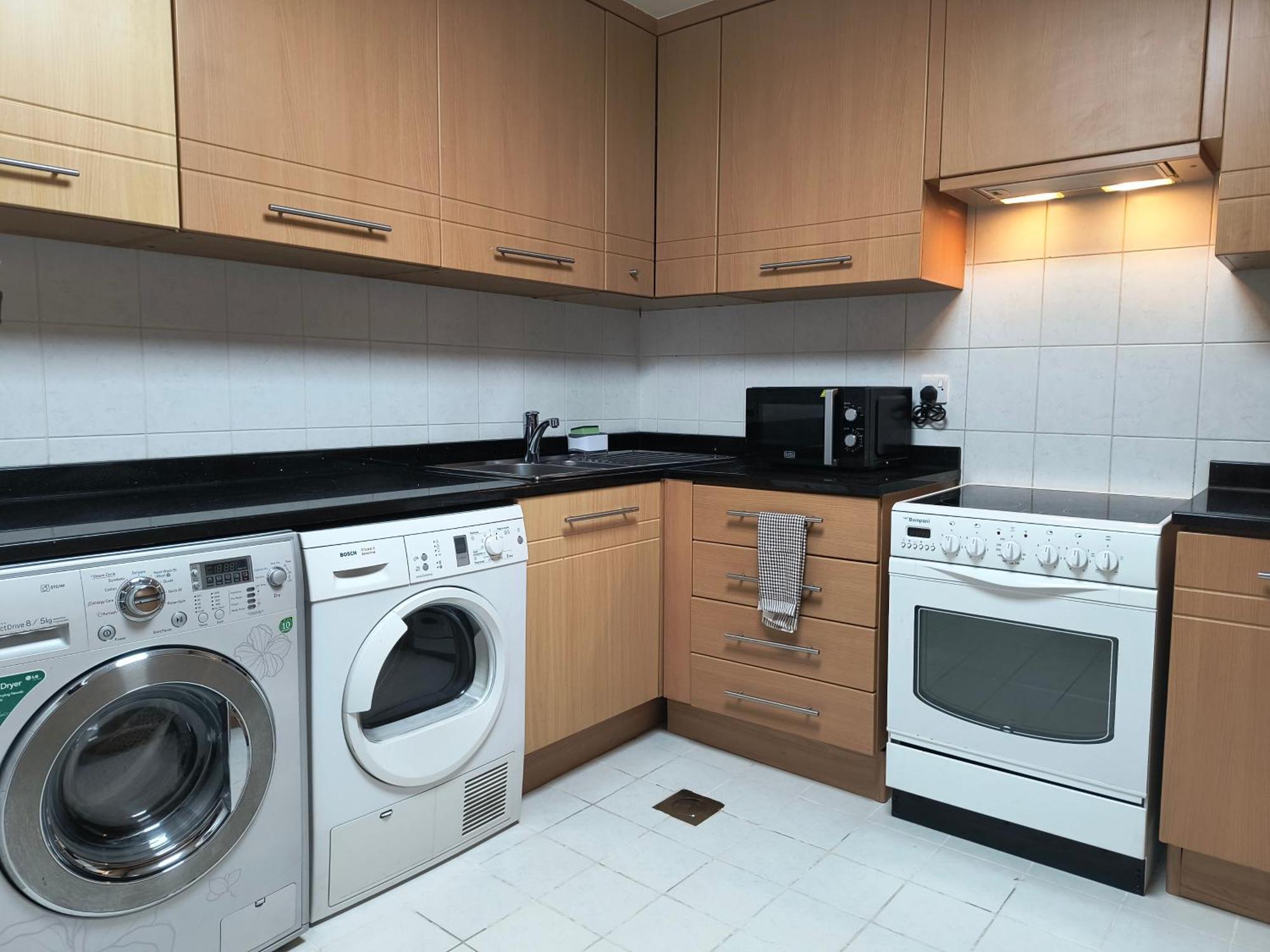 Trinity Holiday Homes - Sheikh Zayed Road Near To Financial Center Metro Station Dubai Luaran gambar