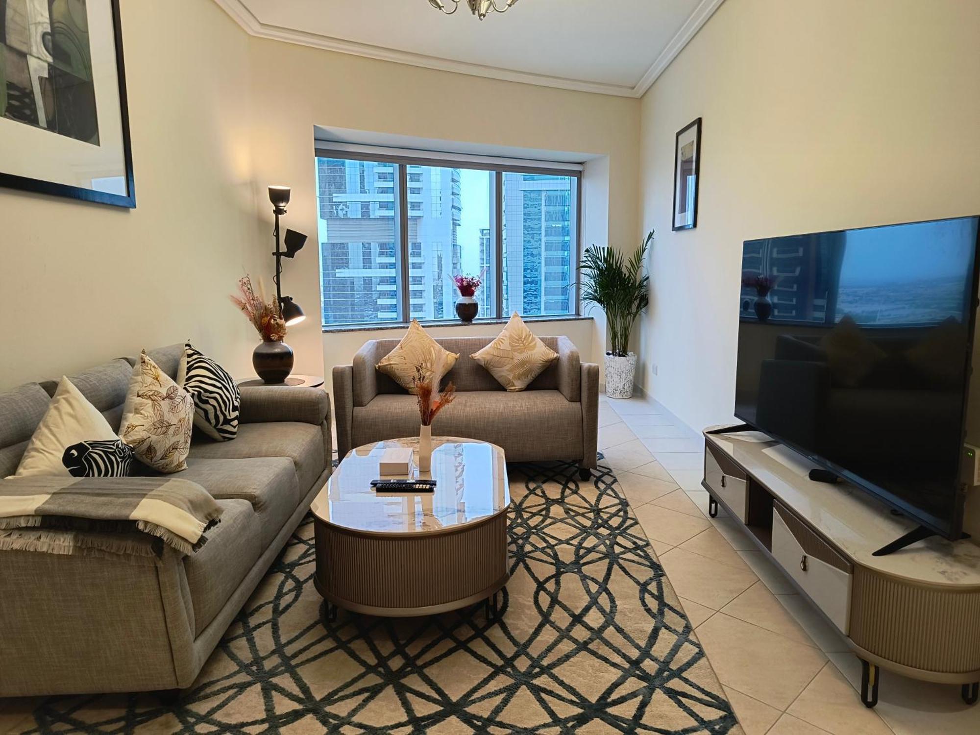Trinity Holiday Homes - Sheikh Zayed Road Near To Financial Center Metro Station Dubai Luaran gambar