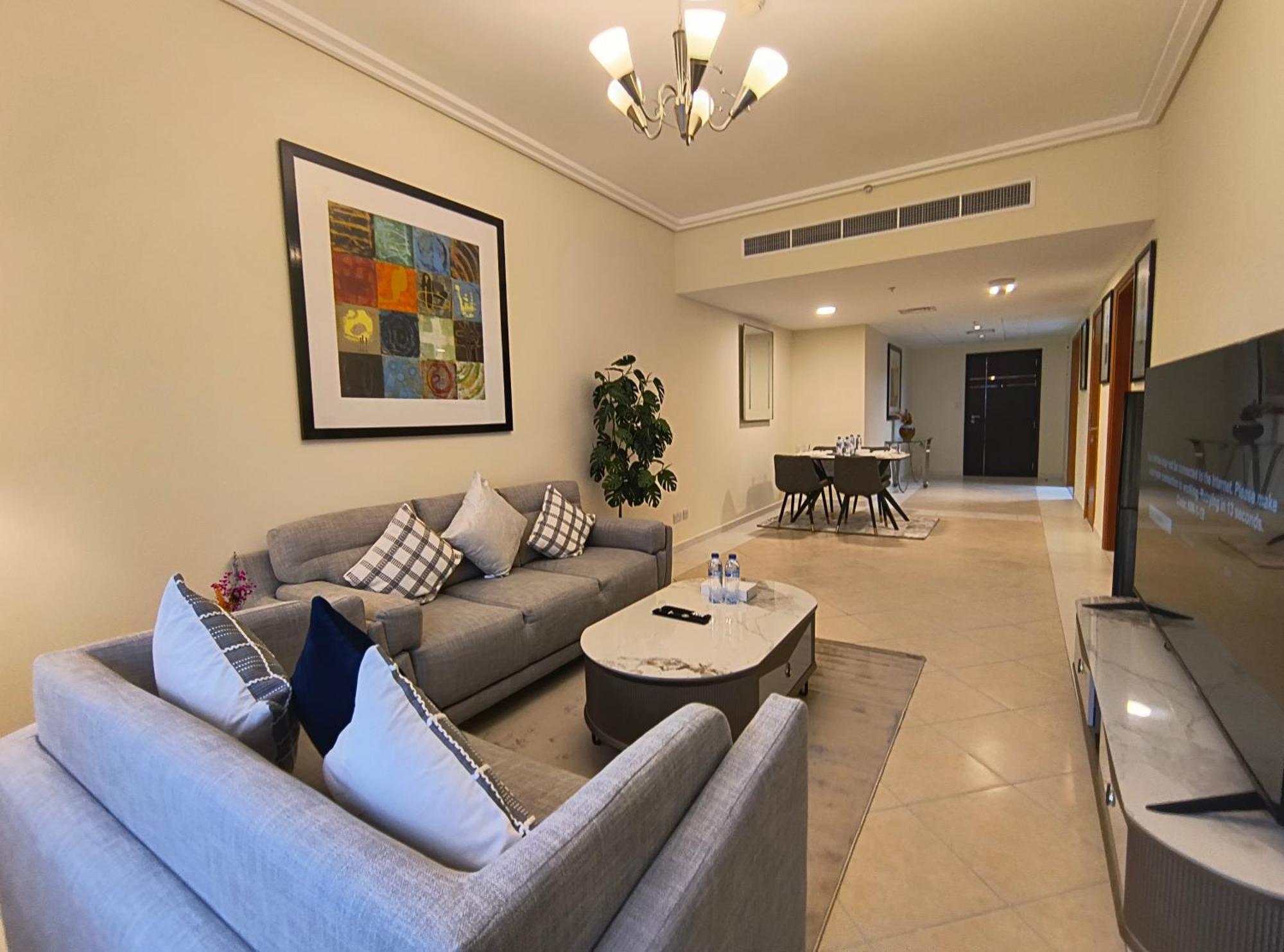 Trinity Holiday Homes - Sheikh Zayed Road Near To Financial Center Metro Station Dubai Luaran gambar