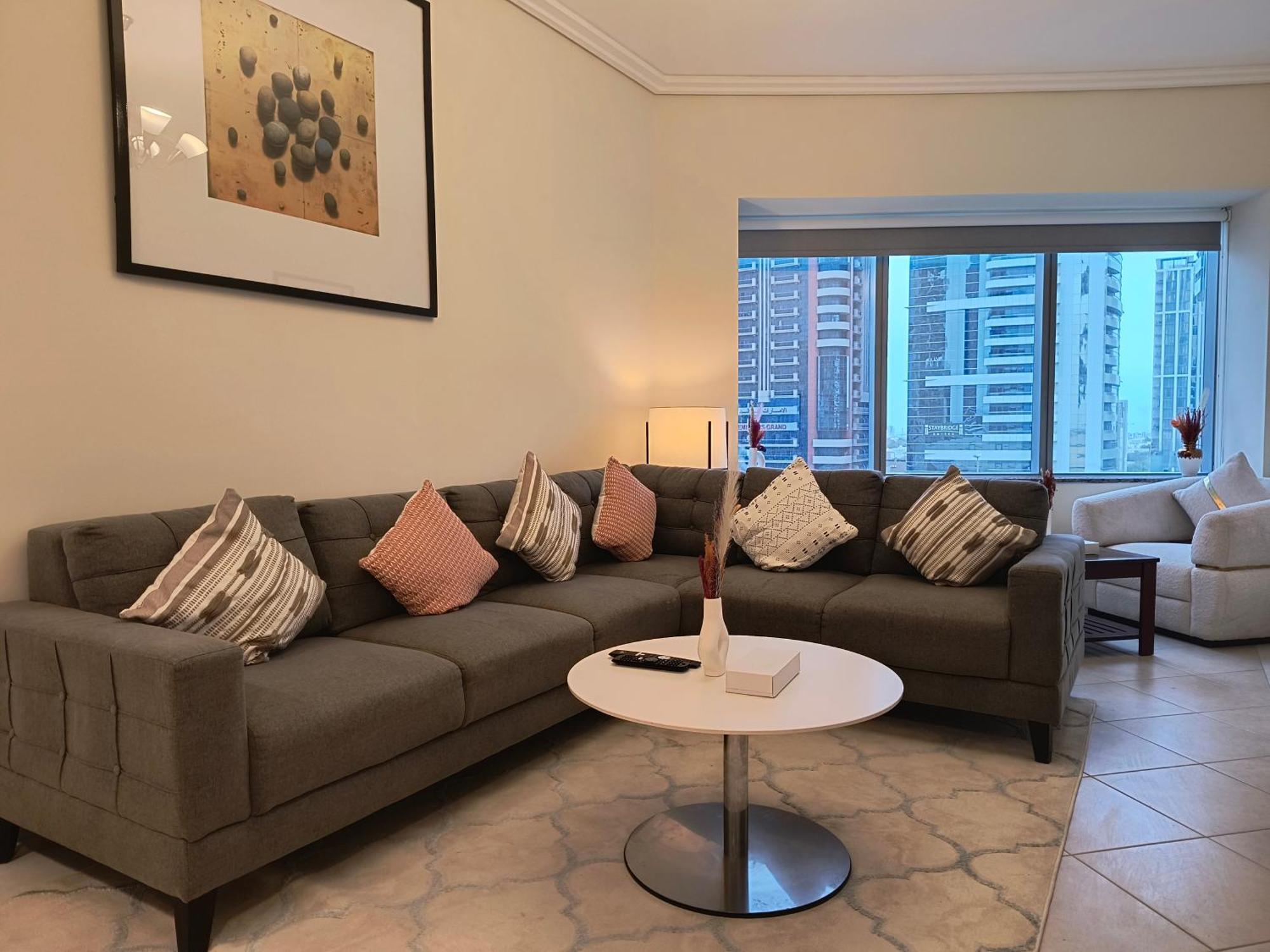 Trinity Holiday Homes - Sheikh Zayed Road Near To Financial Center Metro Station Dubai Luaran gambar